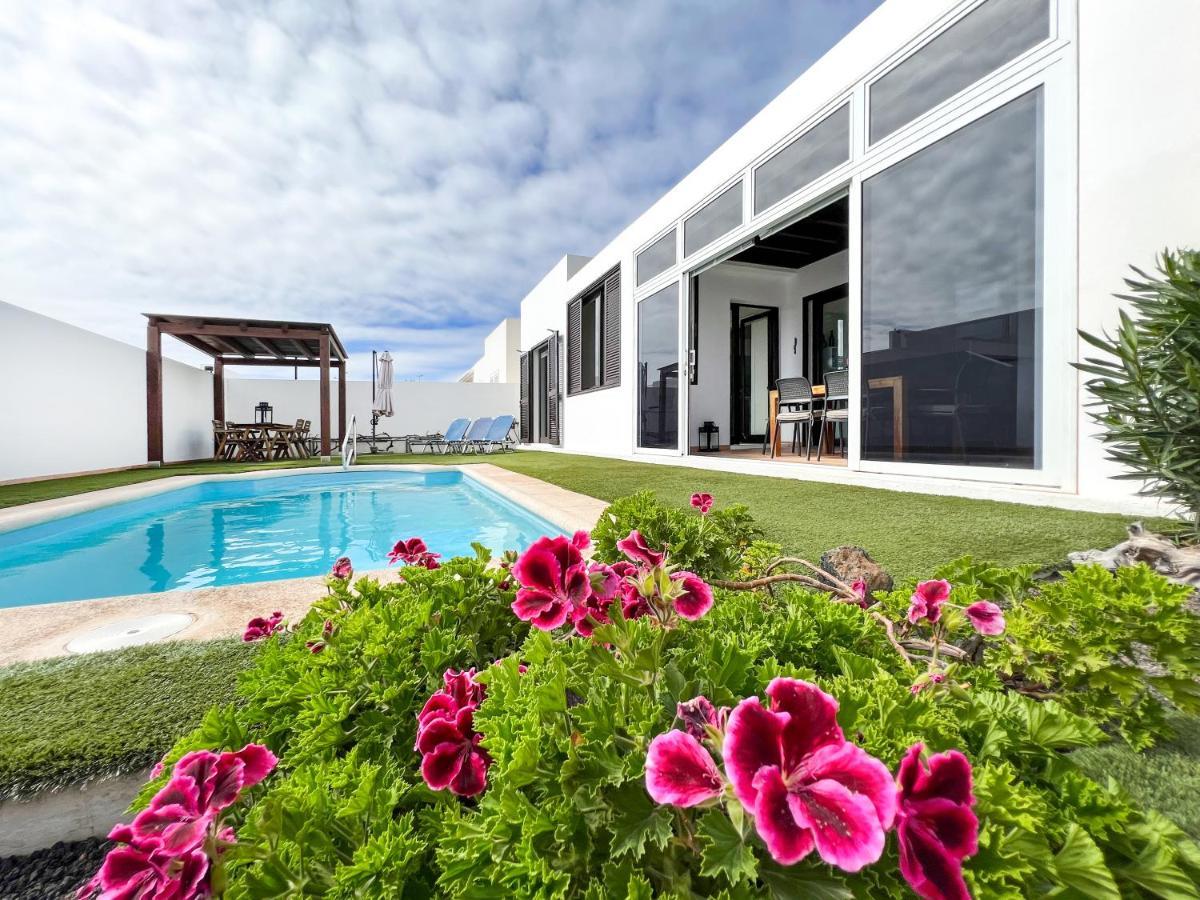 Casa Sol Y Mar Azul Un'Oasi A Due Passi Dal Mare Villa Playa Blanca  Exterior photo